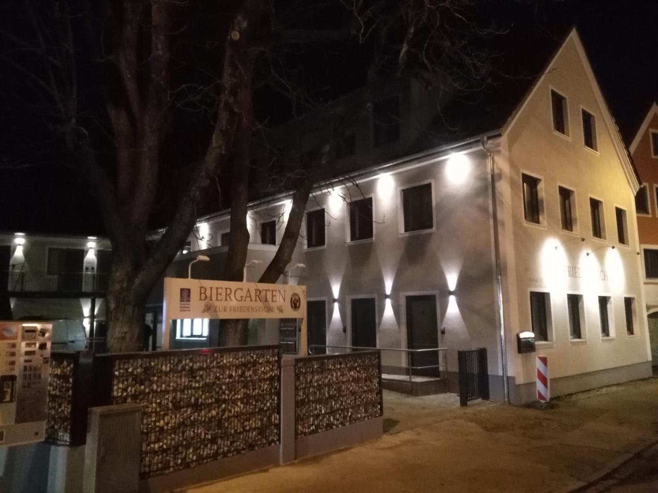 Zur Friedenseiche Bed and Breakfast Aichach Buitenkant foto